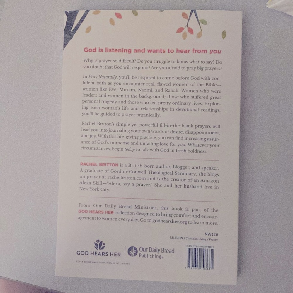 6/$25 Pray Naturally' Book - Picture 3 of 3
